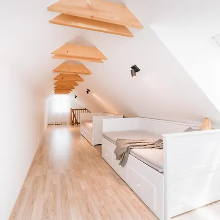 Apartmán 25 *