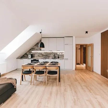 25 Apartmán