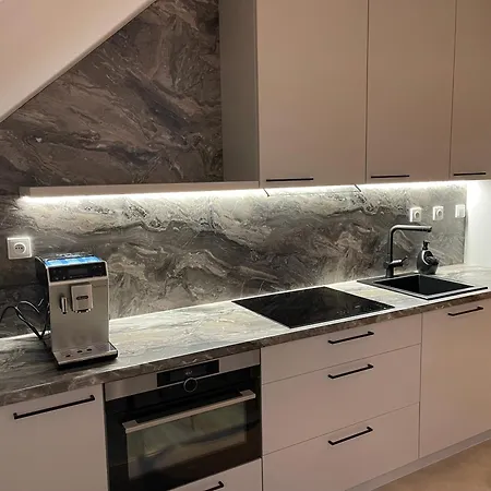 25 Apartmán